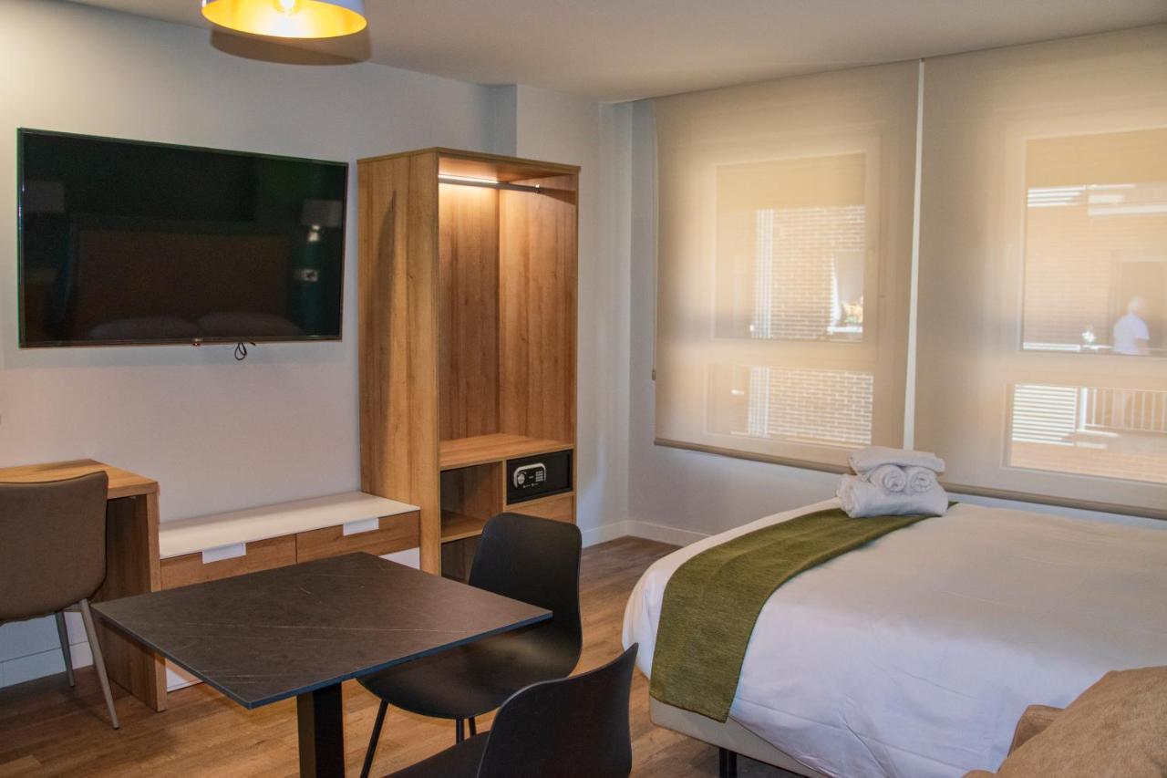 Aparthotel Essenzia De Castilla Аранда де Дуеро Екстериор снимка