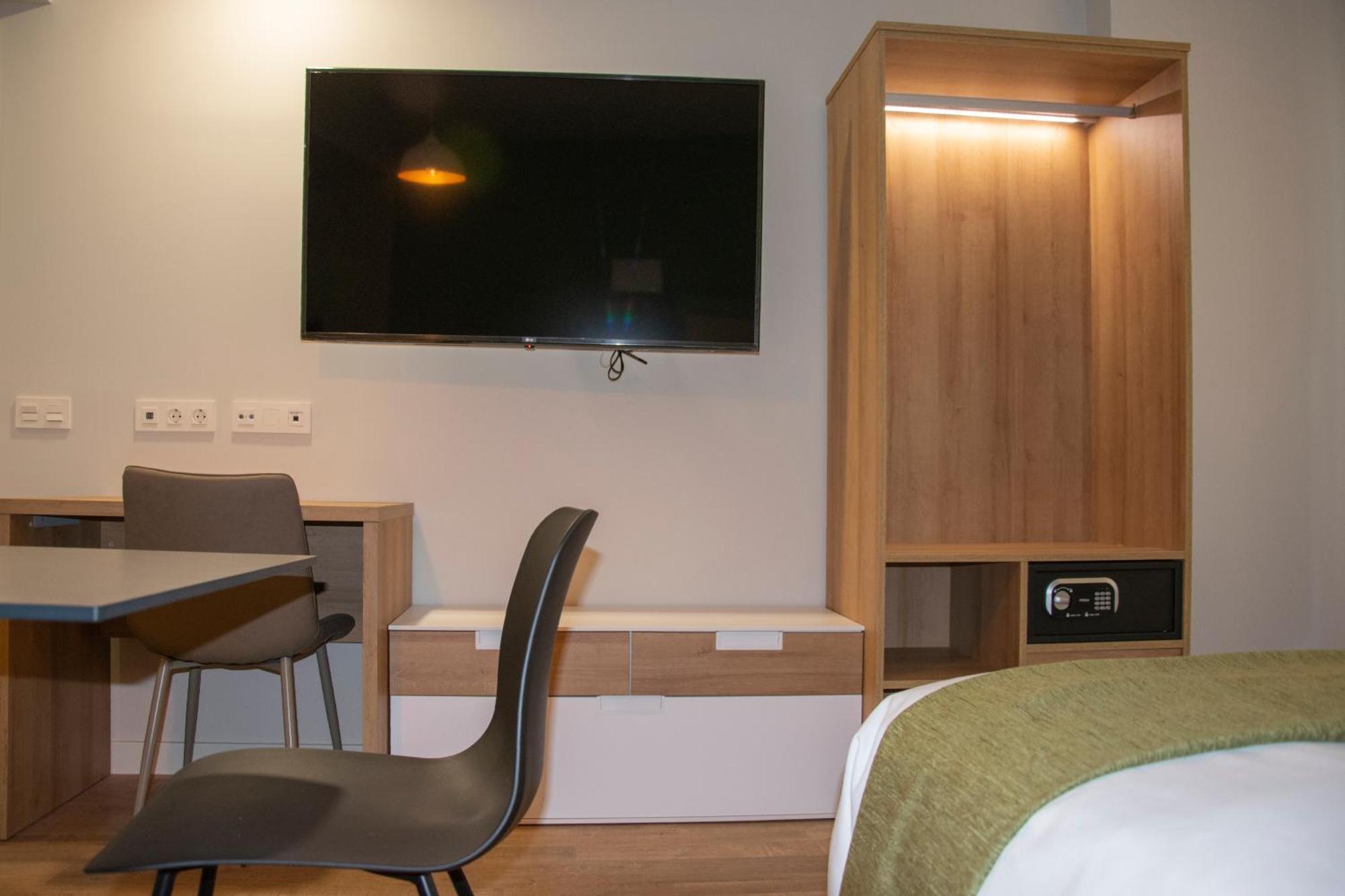 Aparthotel Essenzia De Castilla Аранда де Дуеро Екстериор снимка