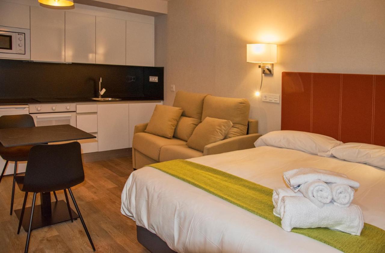 Aparthotel Essenzia De Castilla Аранда де Дуеро Екстериор снимка